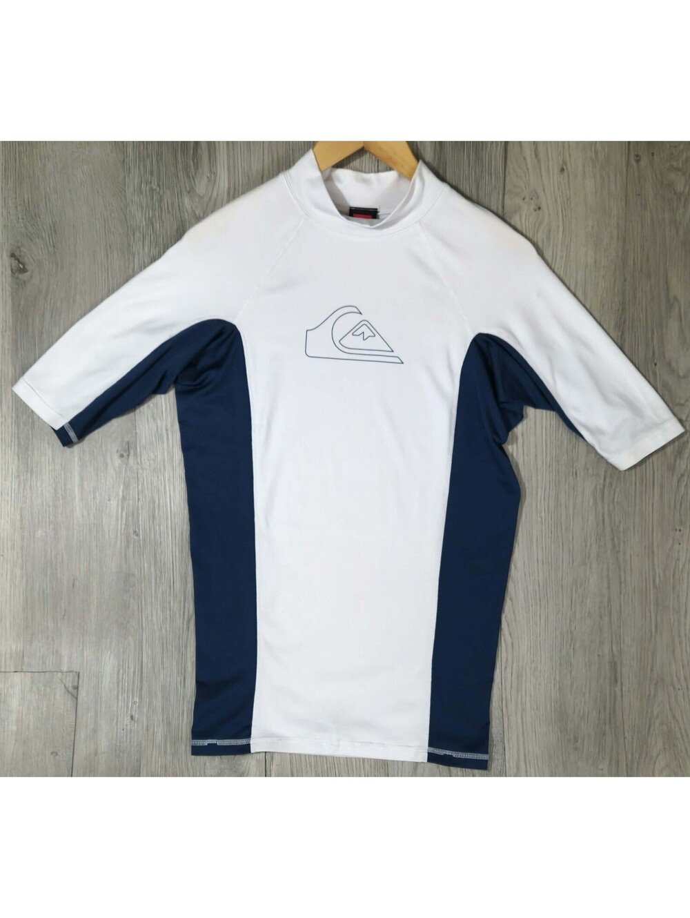 Quiksilver Rash Guard Surf Swim Shirt White Blue Short Sleeve Mens M #14